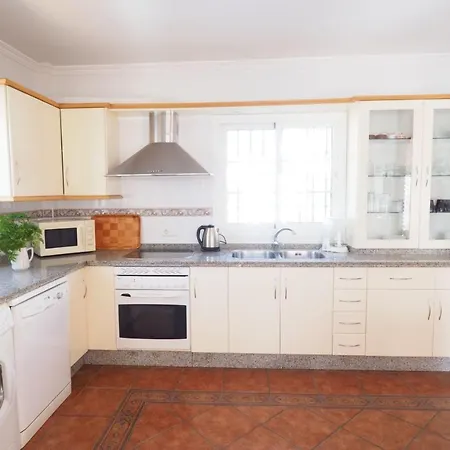 Paradise - Buganvilla Вилла