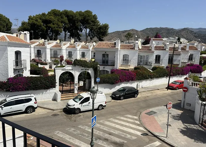 Paradise - Buganvilla نيرخا